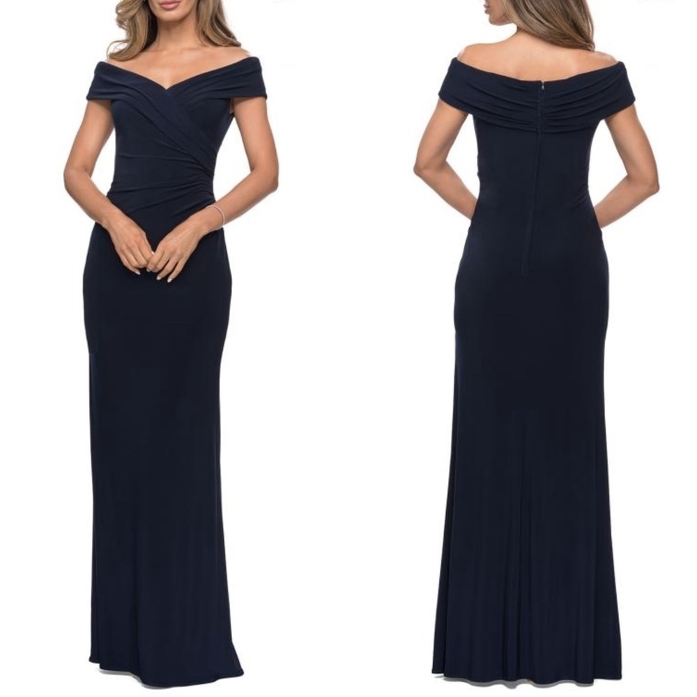 NWT La Femme 27959 Off Shoulder Pleated Ruched Jersey Gown in Navy Sz. 6